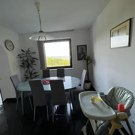 Vilă Tranquil Spacious With Private Pool *